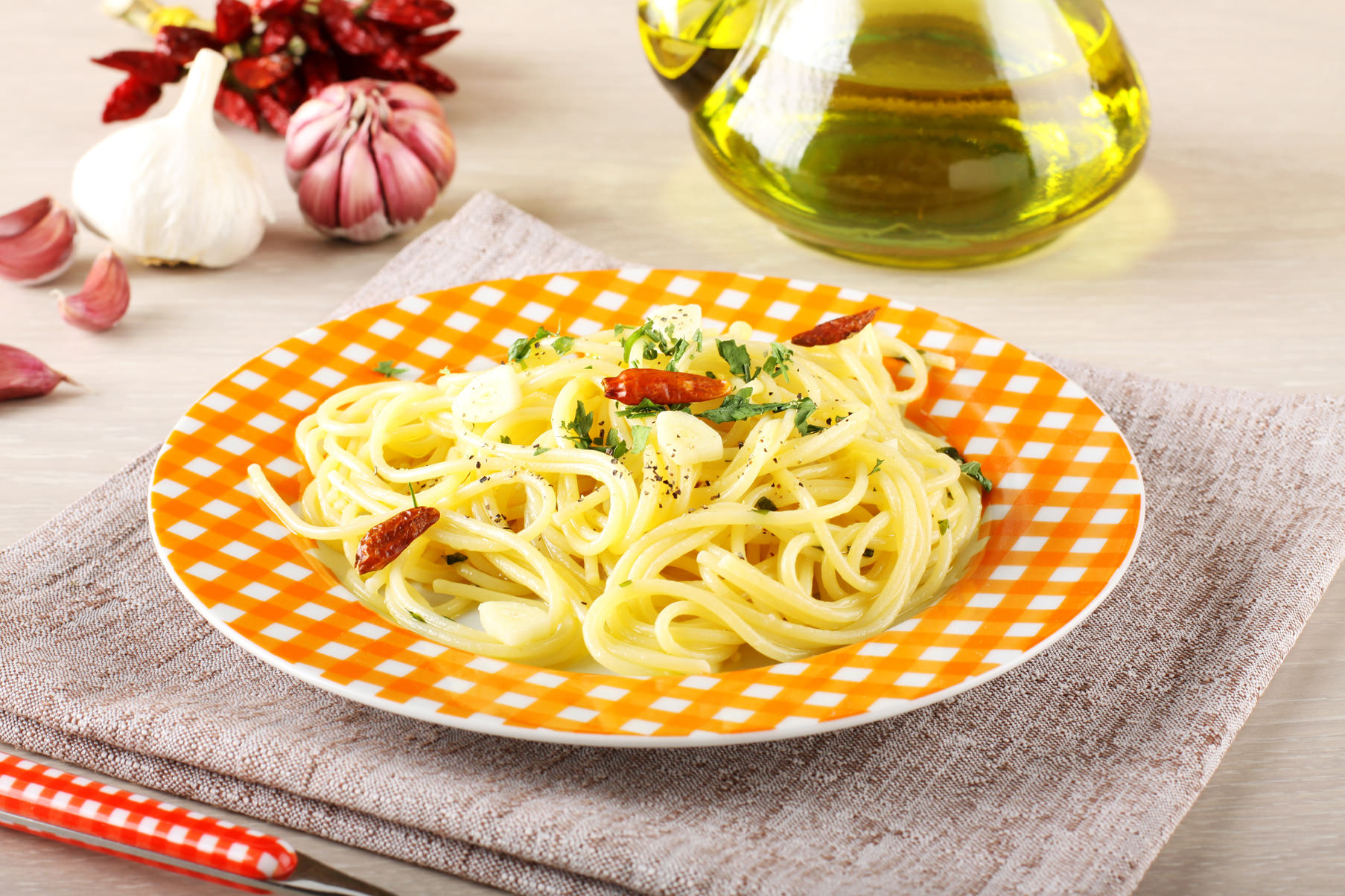 Recipe Pistachio, chilli and lemon spaghetti Right to Health
