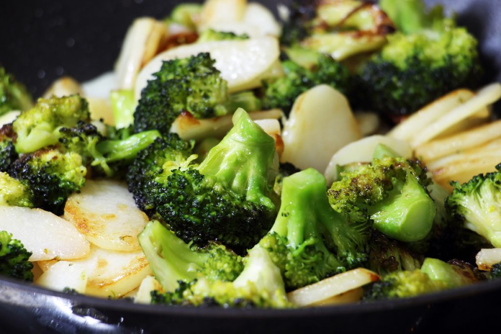 Recipe: Roasted Broccoli With Lentils & Halloumi - Right To Health