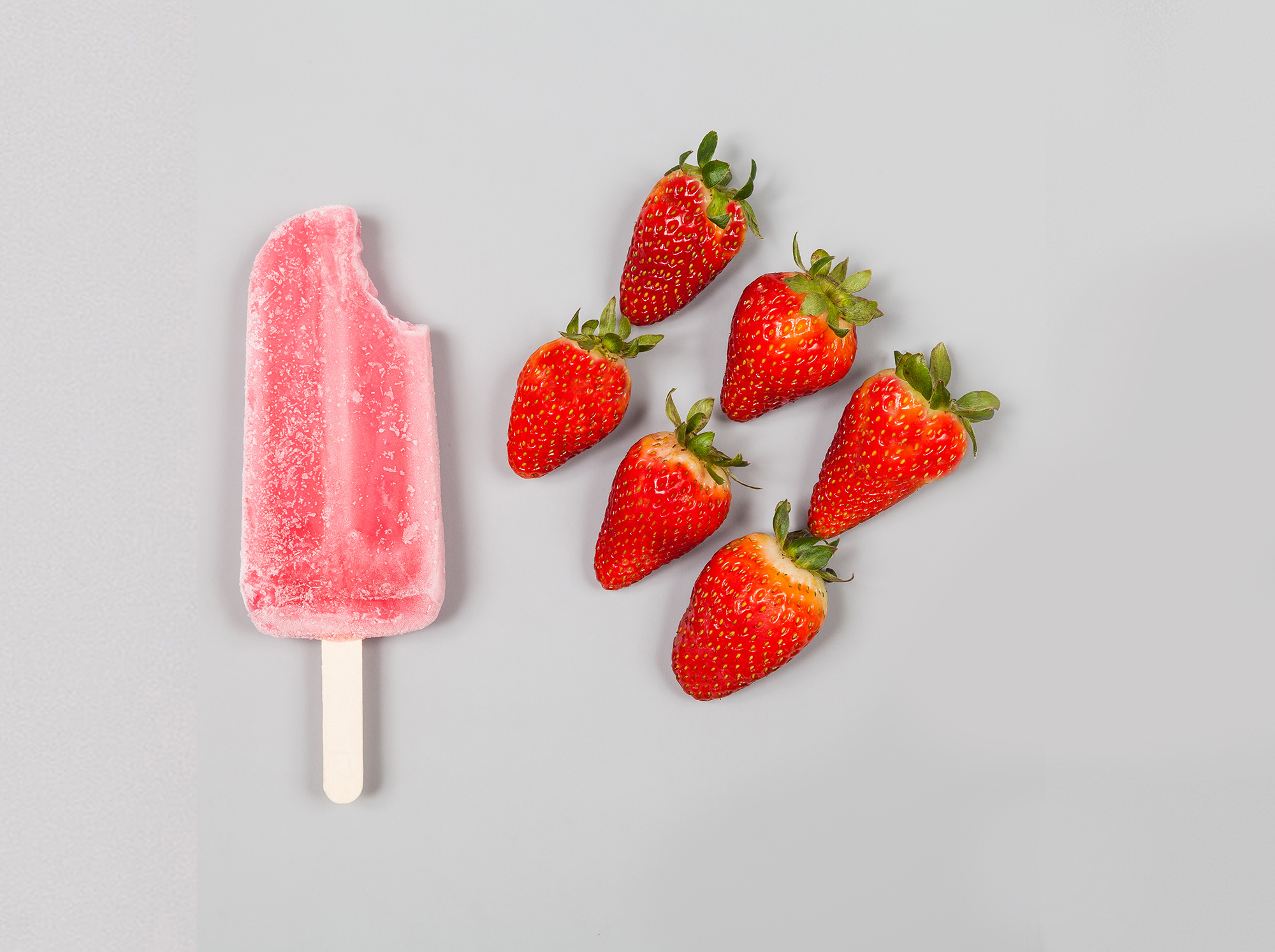 Recipe Strawberries and cream ice lollies Right to Health